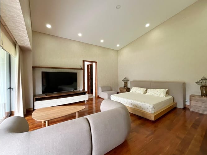 Casa de 3 alcobas en venta en Cabeceras De Llanogrande, Rionegro, 476 m² · foto 7 de 22