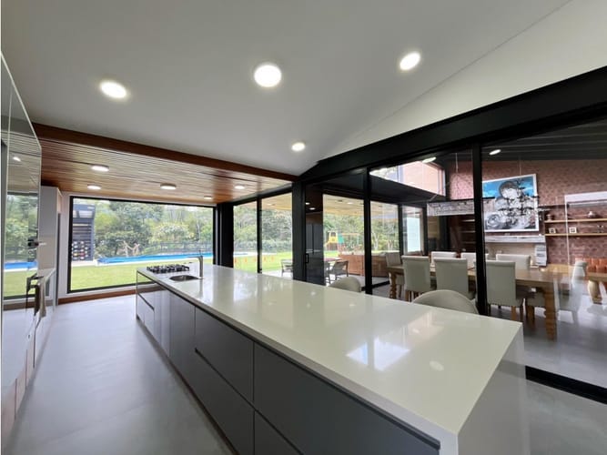 Casa de 3 alcobas en venta en Cabeceras De Llanogrande, Rionegro, 476 m² · foto 17 de 22