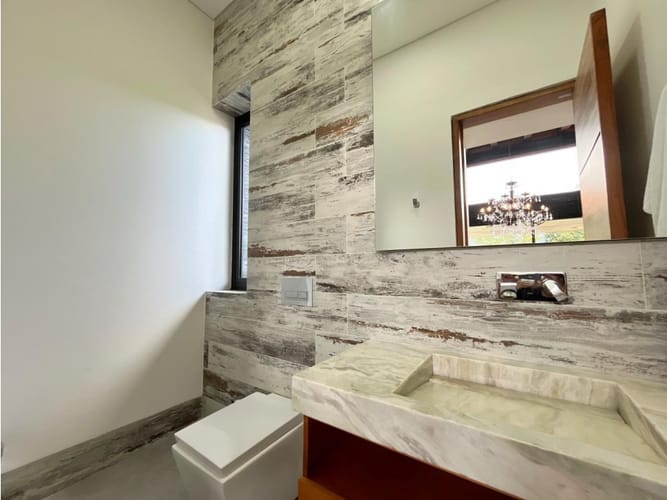 Casa de 3 alcobas en venta en Cabeceras De Llanogrande, Rionegro, 476 m² · foto 18 de 22