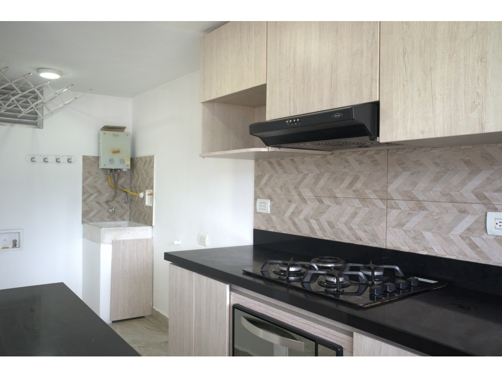 Apartamento en venta en Las Acacias, Itagüí · foto 2 de 21