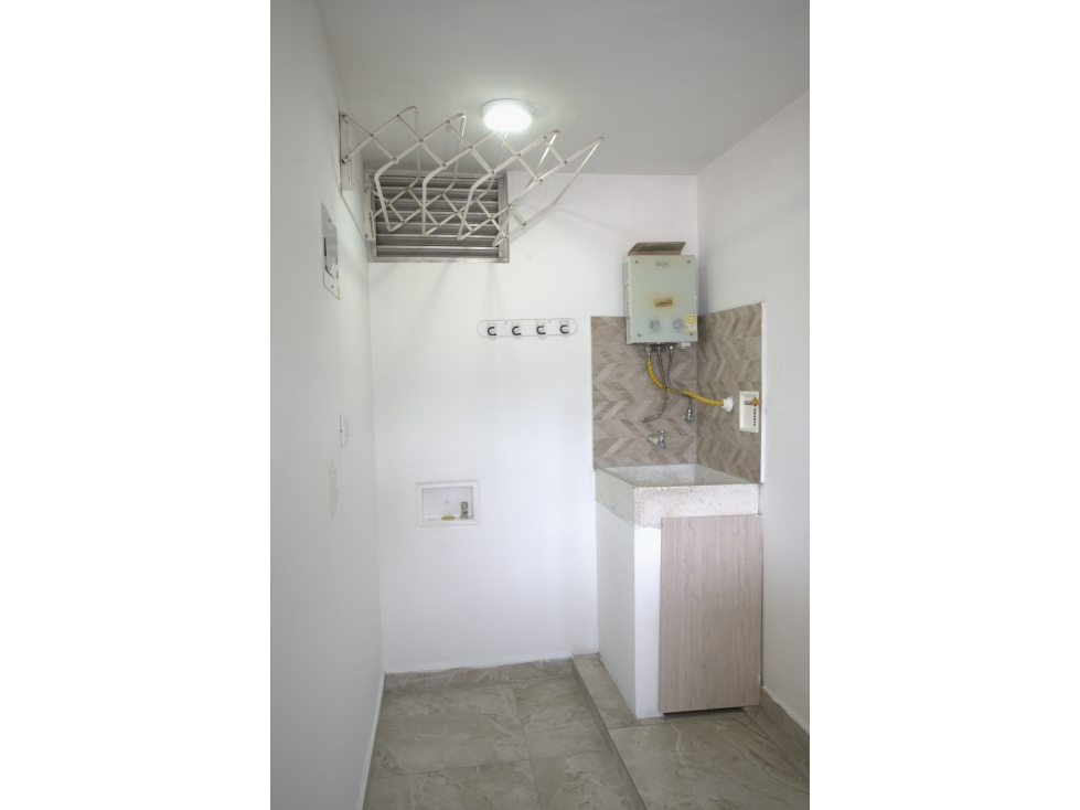 Apartamento en venta en Las Acacias, Itagüí · foto 3 de 21