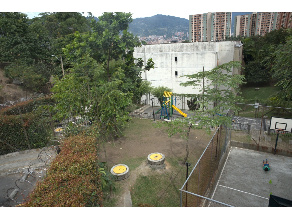 Apartamento en venta en Las Acacias, Itagüí · foto 19 de 21