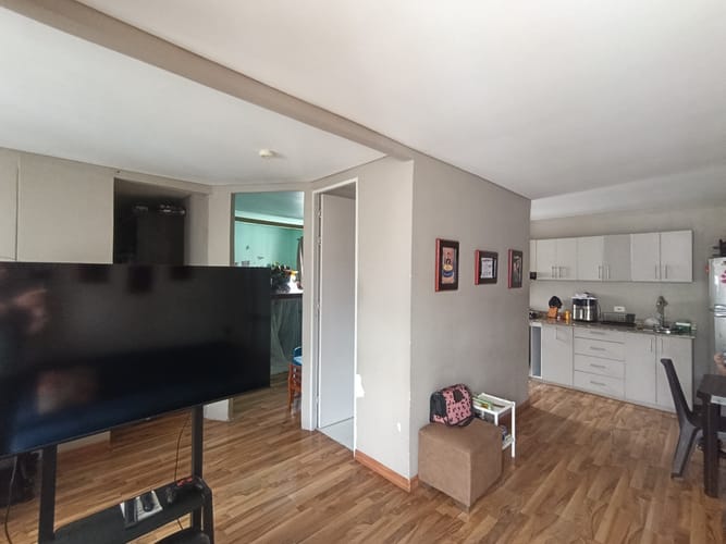 Apartamento de 2 alcobas en venta en El Carmelo, Candelaria, 50 m² · foto 2 de 21