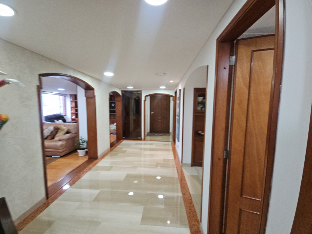 Apartamento en venta en Ciudad Salitre, Bogotá · foto 2 de 24