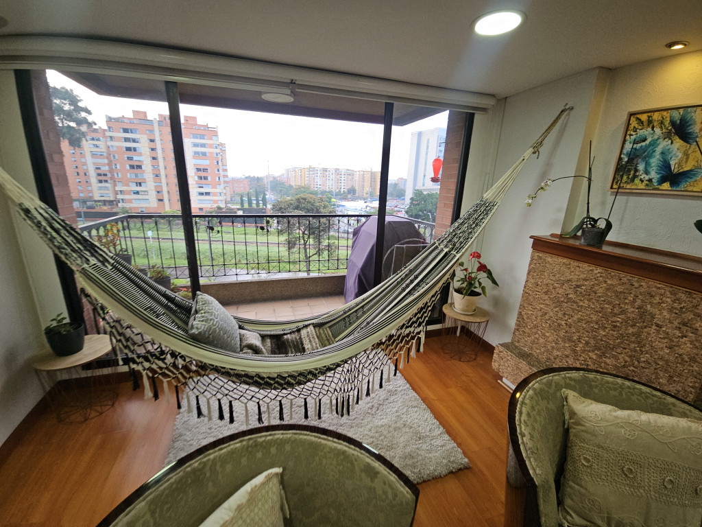 Apartamento en venta en Ciudad Salitre, Bogotá · foto 12 de 24