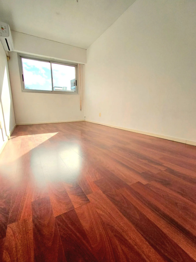 Alquiler Apartamento 2 Dormitorios 2 Baños Balcón Amplio Y Luminoso En Malvin · Foto 12