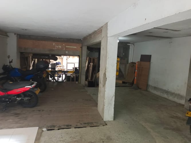Local en venta en Holanda, Sabaneta, 320 m² · foto 4 de 6