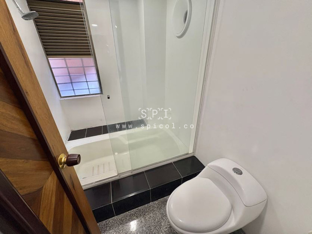 Apartamento en arriendo en El Tesoro, Medellín · foto 12 de 14