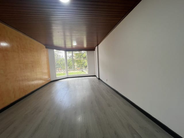 Apartamento de 3 alcobas en venta en Iberia, Bogotá, 82 m² · foto 6 de 17