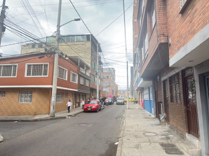 Casa de 3 alcobas en venta en Centenario, Bogotá, 144 m² · foto 4 de 22