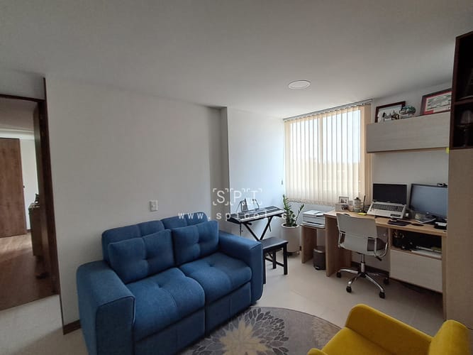 Apartamento de 2 alcobas en venta en Centro, Rionegro, 70 m² · foto 3 de 21