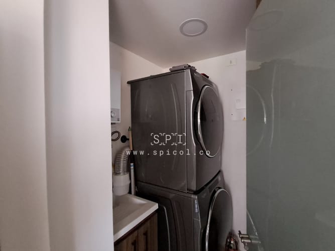 Apartamento de 2 alcobas en venta en Centro, Rionegro, 70 m² · foto 10 de 21