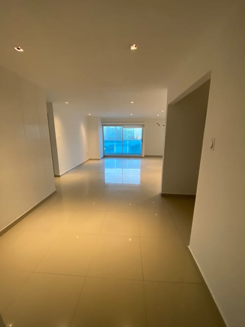 Apartamento de 2 alcobas en venta en Altos Del Prado, Barranquilla, 115 m² · foto 2 de 13