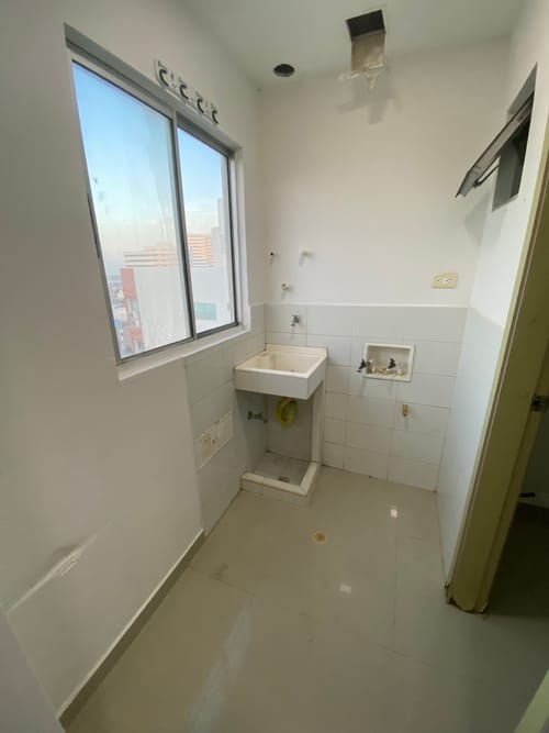 Apartamento de 2 alcobas en venta en Altos Del Prado, Barranquilla, 115 m² · foto 7 de 13
