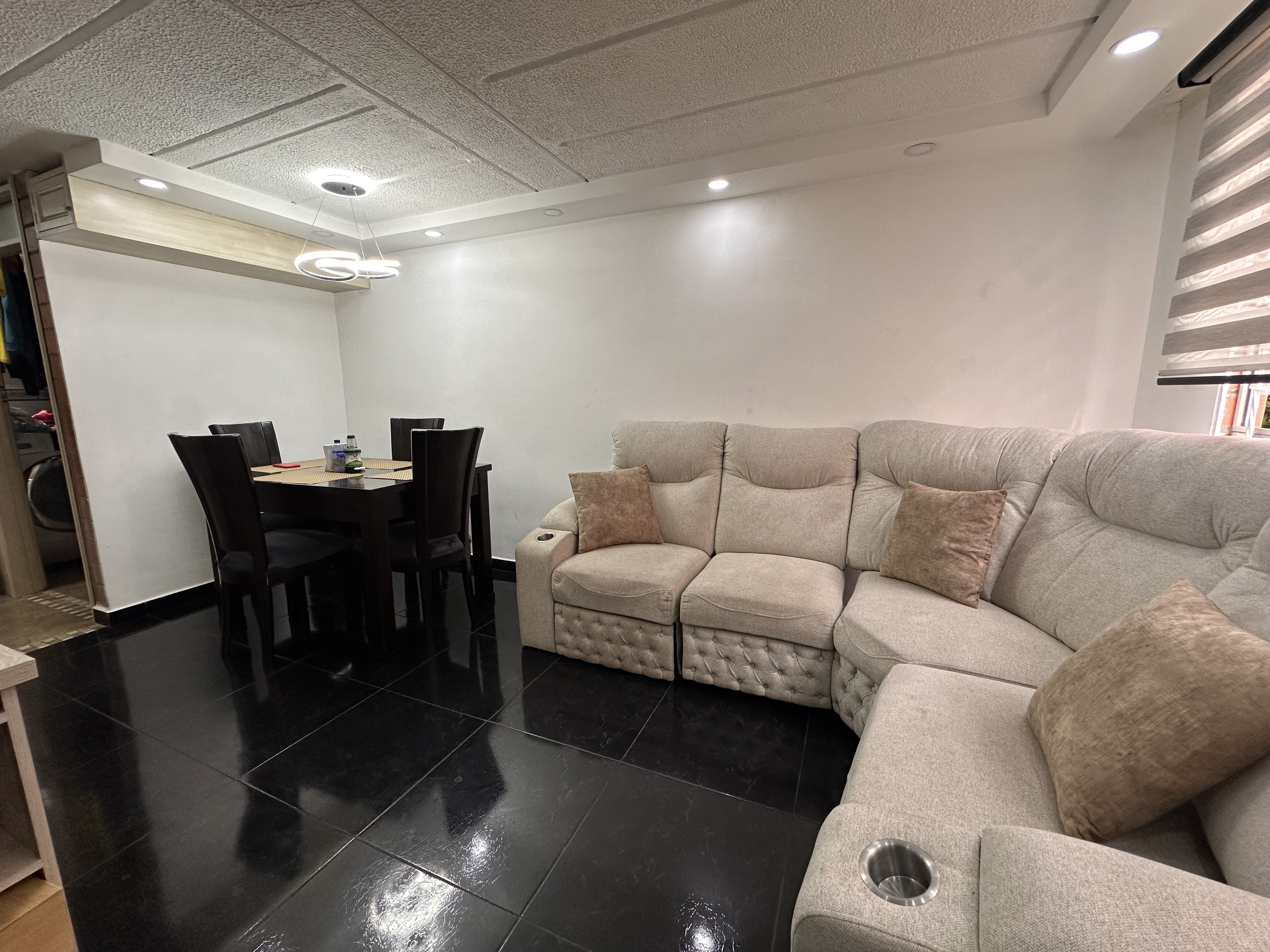 Casa en venta en Engativá, Bogotá · foto 2 de 24