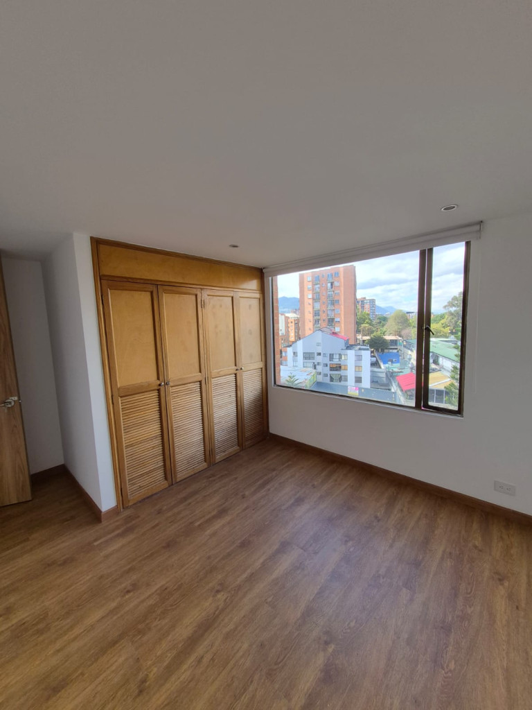 Apartamento en venta en Cedritos, Bogotá · foto 14 de 19
