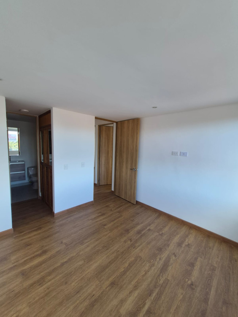 Apartamento en venta en Cedritos, Bogotá · foto 16 de 19