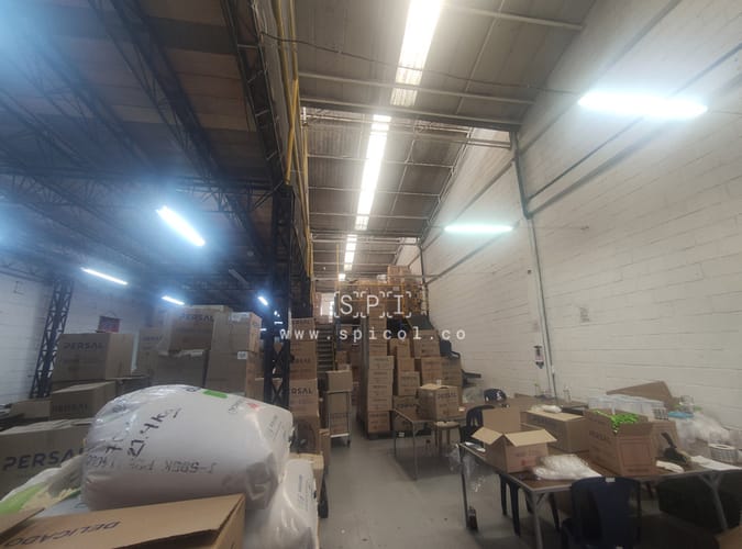 Bodega en arriendo en La Tablaza, La Estrella, 415 m² · foto 4 de 18