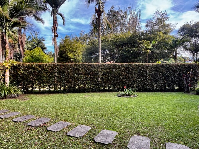 Casa de 7 alcobas en venta en Cabeceras De Llanogrande, Rionegro, 650 m² · foto 2 de 24
