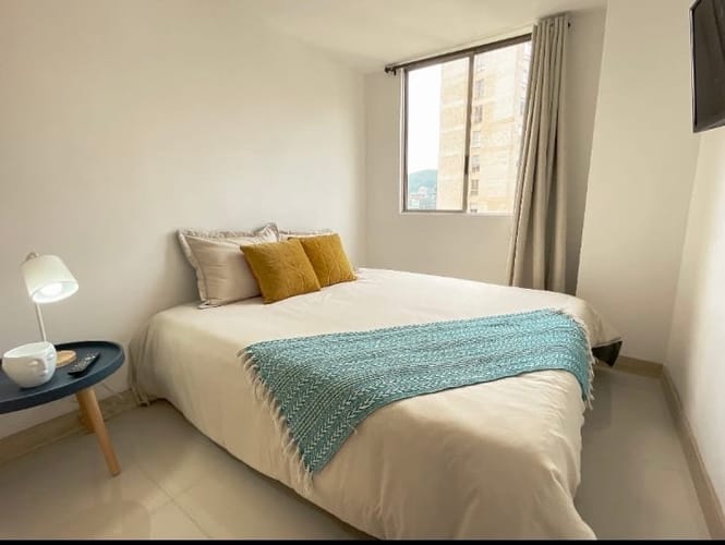 Apartamento de 3 alcobas en venta en El Poblado, Medellín, 89 m² · foto 4 de 21