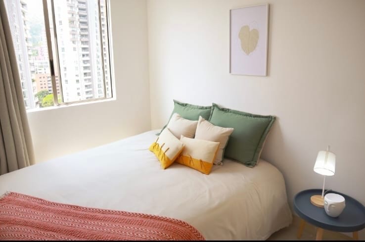 Apartamento de 3 alcobas en venta en El Poblado, Medellín, 89 m² · foto 9 de 21