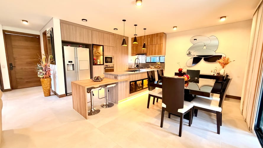 Casa de 4 alcobas en venta en El Retiro, 262 m² · foto 3 de 24