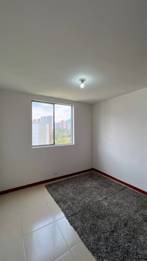 Apartamento en venta en La Independencia, Itagüí · foto 9 de 14