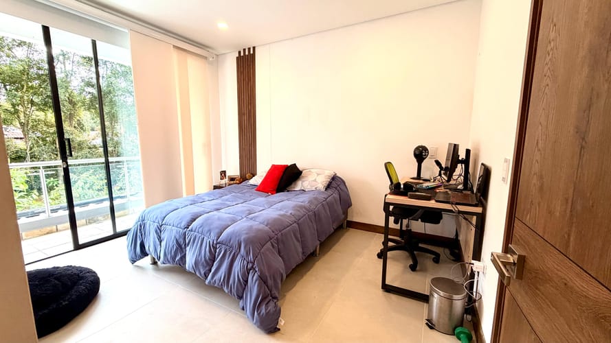 Casa de 4 alcobas en venta en El Retiro, 262 m² · foto 17 de 24