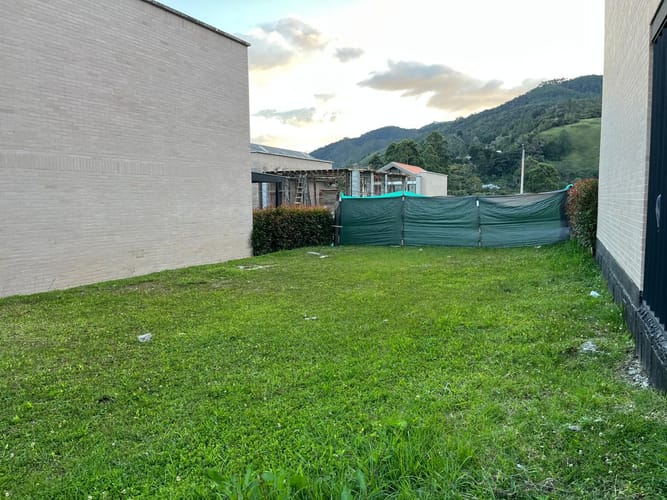 Lote en venta en El Retiro, 151 m² · foto 4 de 19