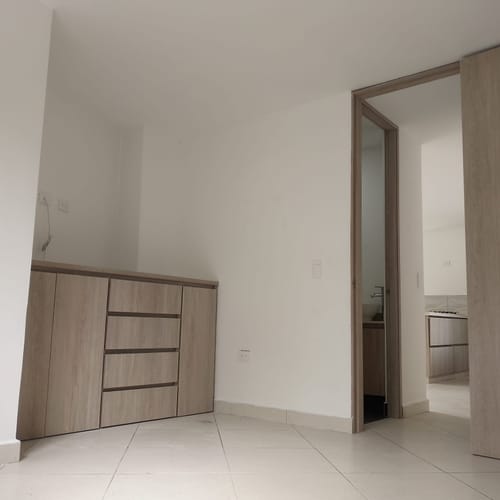 Apartamento de 3 alcobas en venta en Las Lomitas, Sabaneta, 73 m² · foto 15 de 18