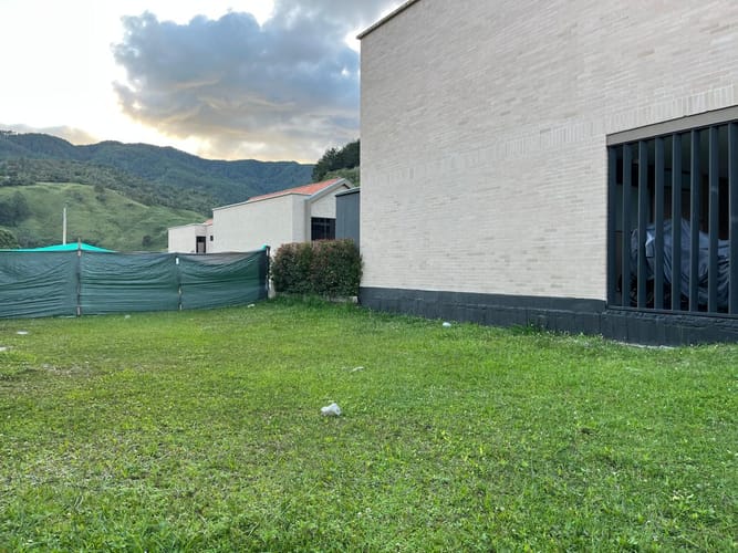 Lote en venta en El Retiro, 151 m² · foto 7 de 19