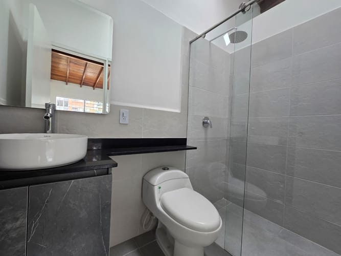Oficina en arriendo en Belén, Medellín, 210 m² · foto 18 de 19