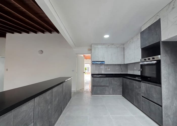Oficina en arriendo en Belén, Medellín, 210 m² · foto 5 de 19