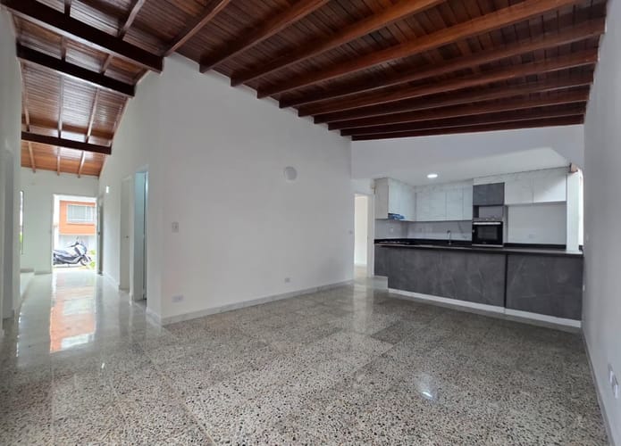 Oficina en arriendo en Belén, Medellín, 210 m² · foto 7 de 19