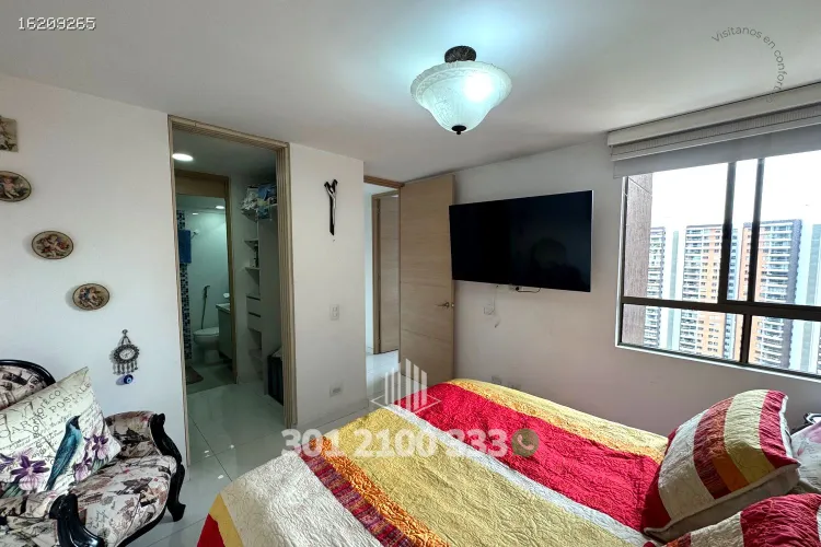 Apartamento de 3 alcobas en arriendo en Loma De Los Bernal, Medellín, 87 m² · foto 7 de 24
