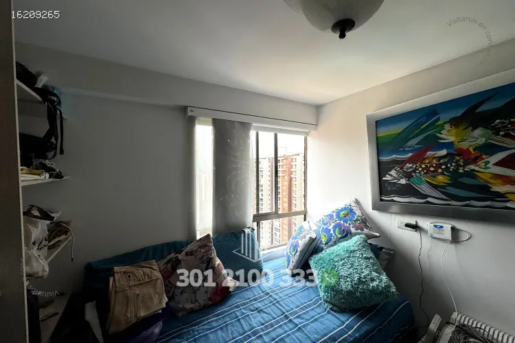 Apartamento de 3 alcobas en arriendo en Loma De Los Bernal, Medellín, 87 m² · foto 11 de 24