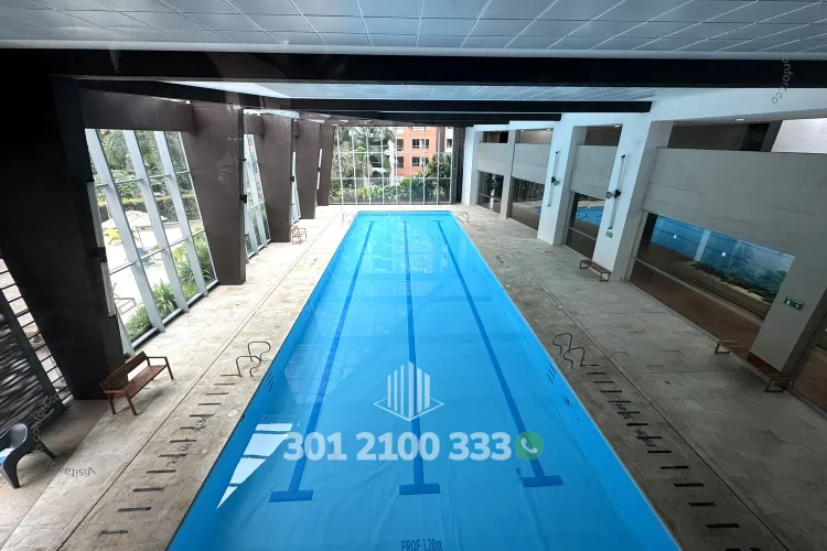 Apartamento de 3 alcobas en arriendo en Loma De Los Bernal, Medellín, 87 m² · foto 15 de 24