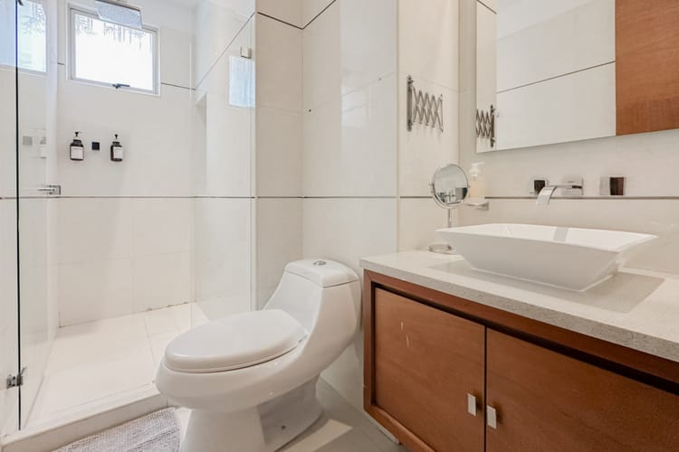 Apartamento de 1 alcoba en venta en Chico Norte, Bogotá, 58 m² · foto 9 de 16
