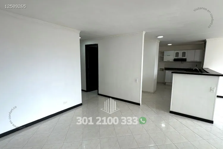 Apartamento de 3 alcobas en arriendo en Loma De Los Bernal, Medellín, 140 m² · foto 4 de 24