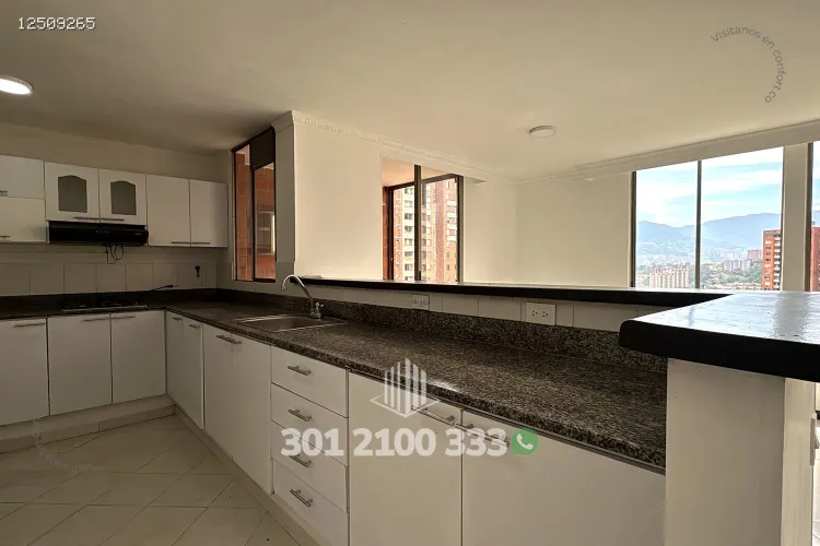 Apartamento de 3 alcobas en arriendo en Loma De Los Bernal, Medellín, 140 m² · foto 8 de 24
