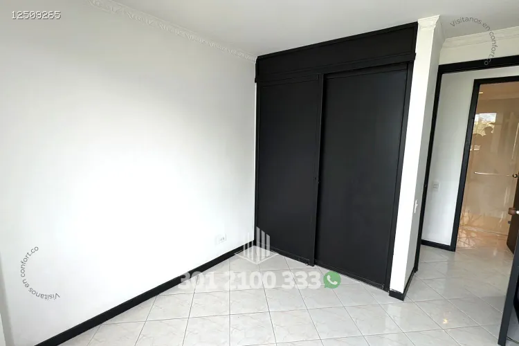 Apartamento de 3 alcobas en arriendo en Loma De Los Bernal, Medellín, 140 m² · foto 19 de 24