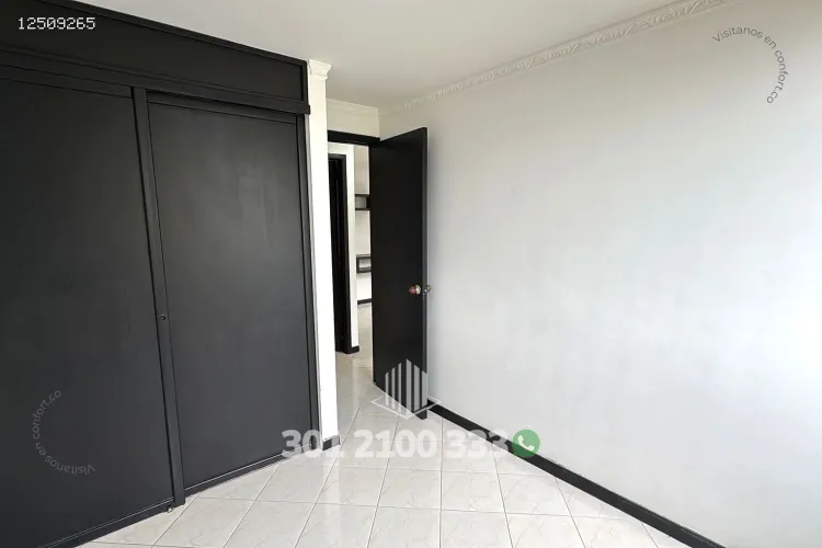 Apartamento de 3 alcobas en arriendo en Loma De Los Bernal, Medellín, 140 m² · foto 20 de 24