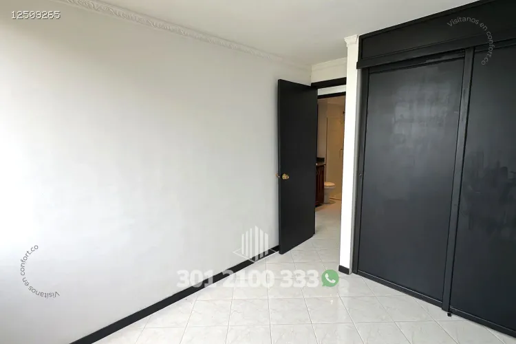 Apartamento de 3 alcobas en arriendo en Loma De Los Bernal, Medellín, 140 m² · foto 23 de 24