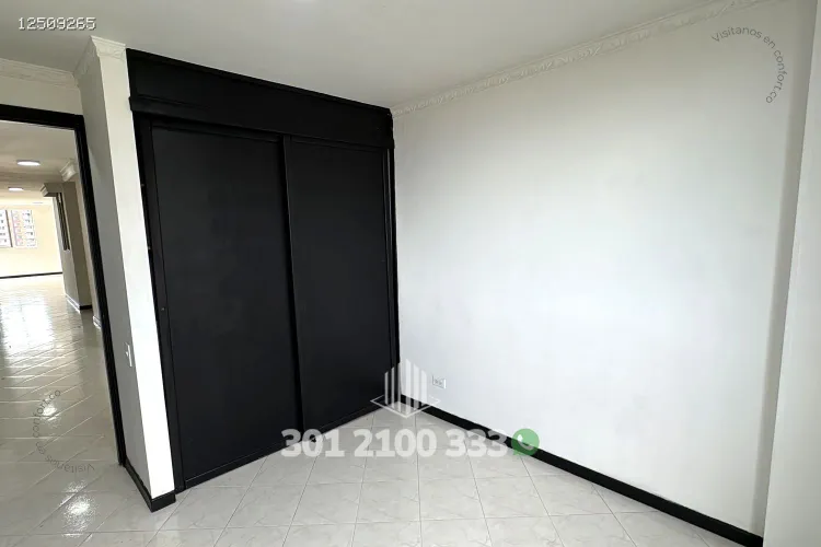 Apartamento de 3 alcobas en arriendo en Loma De Los Bernal, Medellín, 140 m² · foto 24 de 24