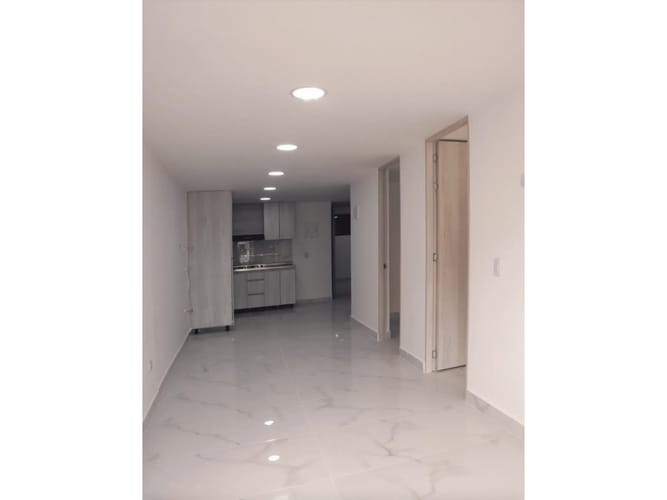 Apartamento de 3 alcobas en venta en Belén, Medellín, 62 m² · foto 2 de 12