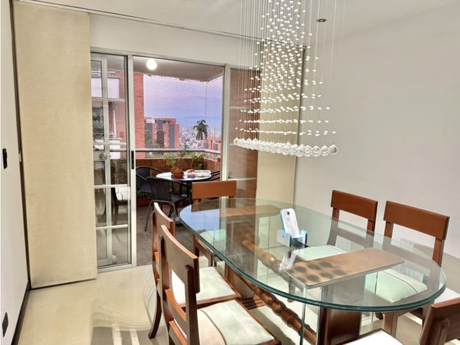 Apartamento de 3 alcobas en venta en Conjunto Residencial Club Cristales Ii, Cali, 135 m² · foto 3 de 11