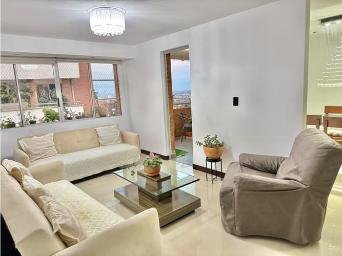 Apartamento de 3 alcobas en venta en Conjunto Residencial Club Cristales Ii, Cali, 135 m² · foto 4 de 11