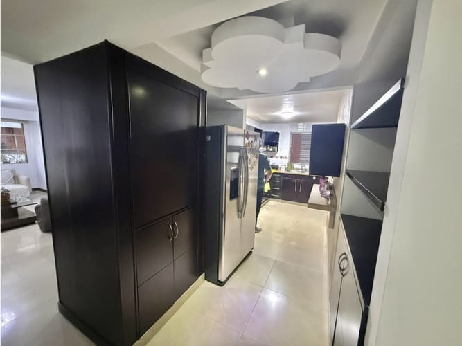 Apartamento de 3 alcobas en venta en Conjunto Residencial Club Cristales Ii, Cali, 135 m² · foto 7 de 11