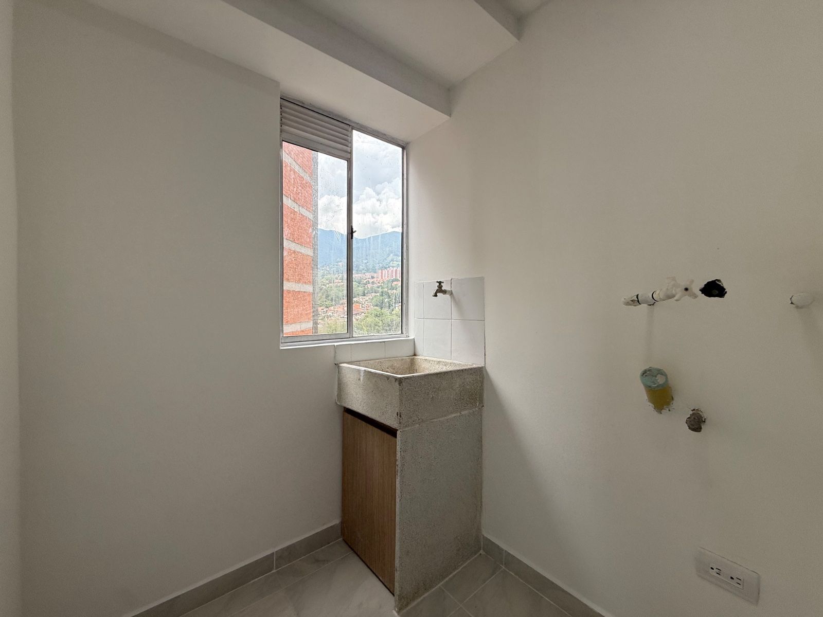 Apartamento en arriendo en San Gabriel, Medellín · foto 10 de 11