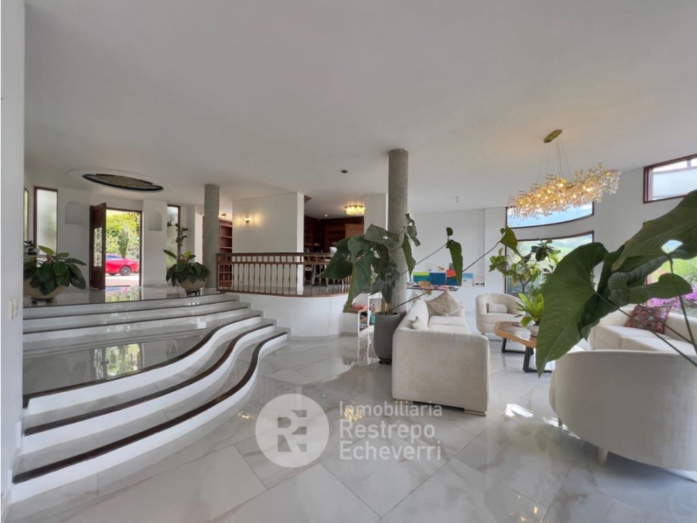 Casa en arriendo en Alhambra, Manizales · foto 2 de 24